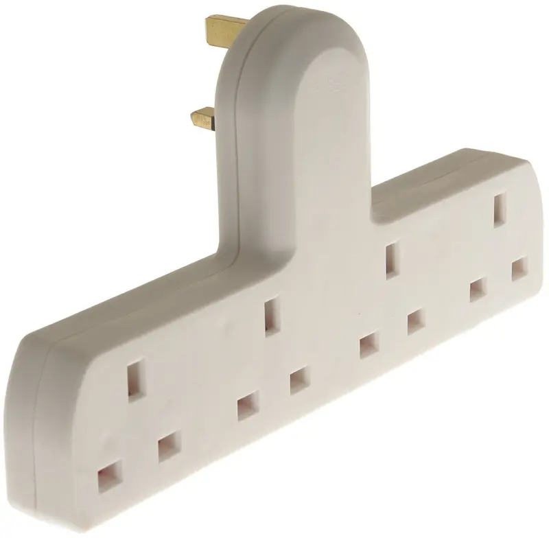 4-Port Cable-Free Multi-Socket Adaptor 1