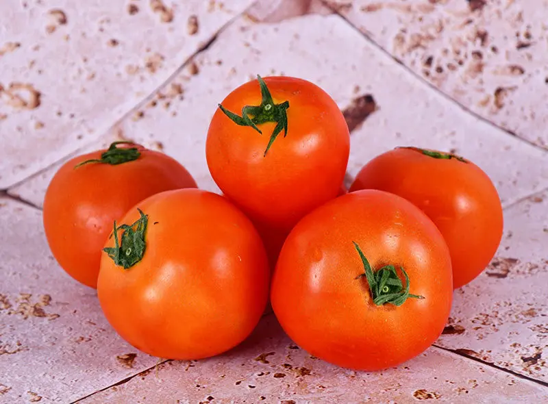 Organic Beefsteak Tomatoes, 300G – Firm, Rich-Flavored Slicing Tomatoes 1