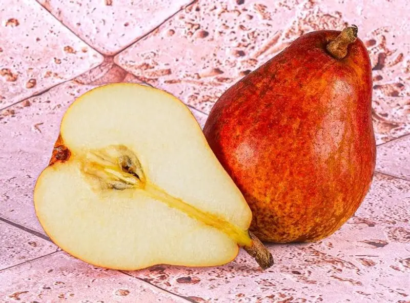 Williams Red Pear – 1 Kg Fresh Fruit 1